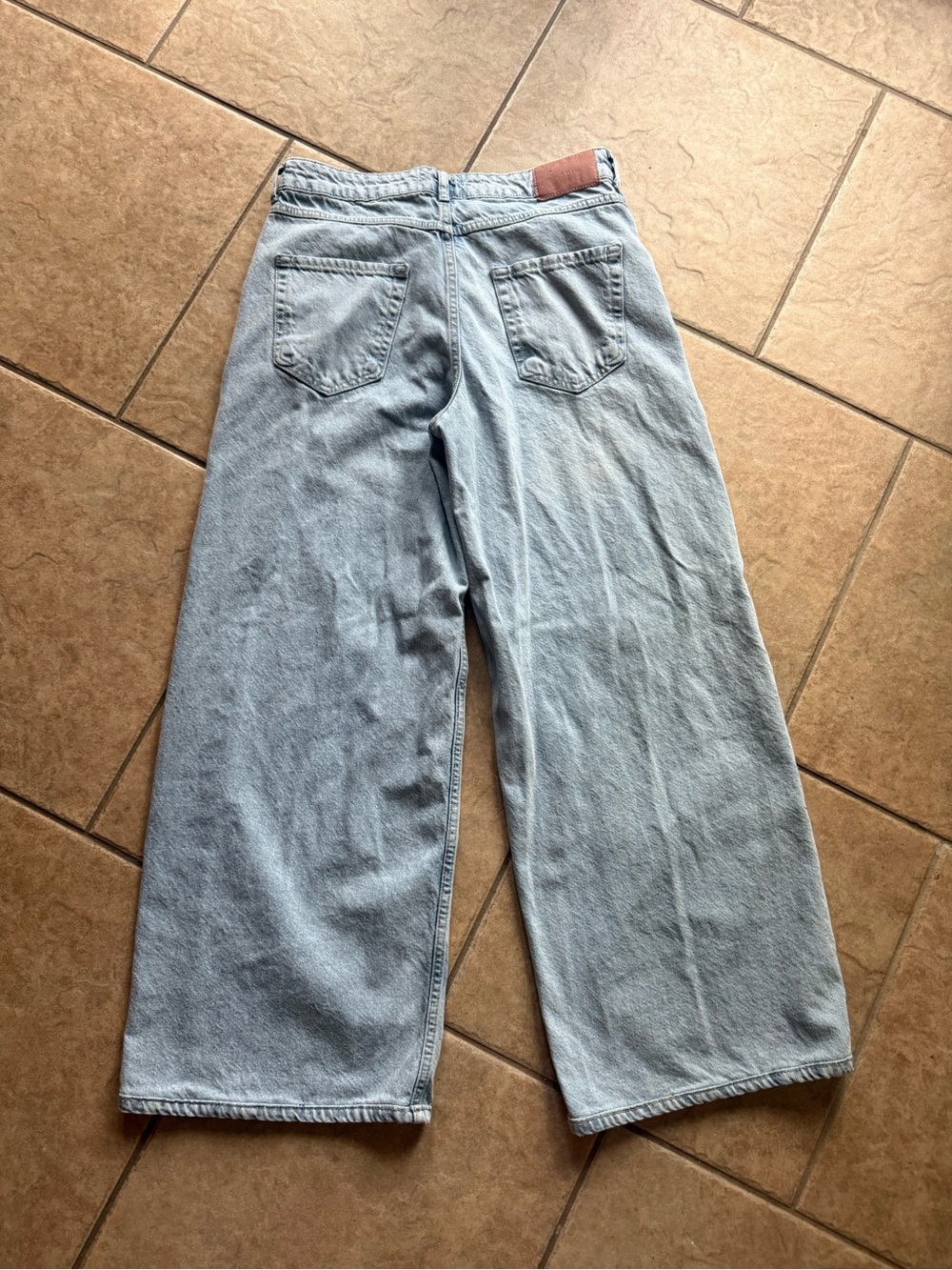 Zara light blue denim wide leg jeans - Picture 2 of 7